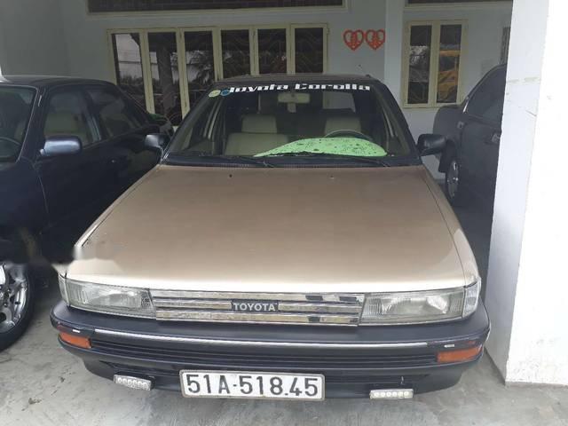 Bán xe Toyota Corolla sản xuất năm 1989, màu vàng, 118tr