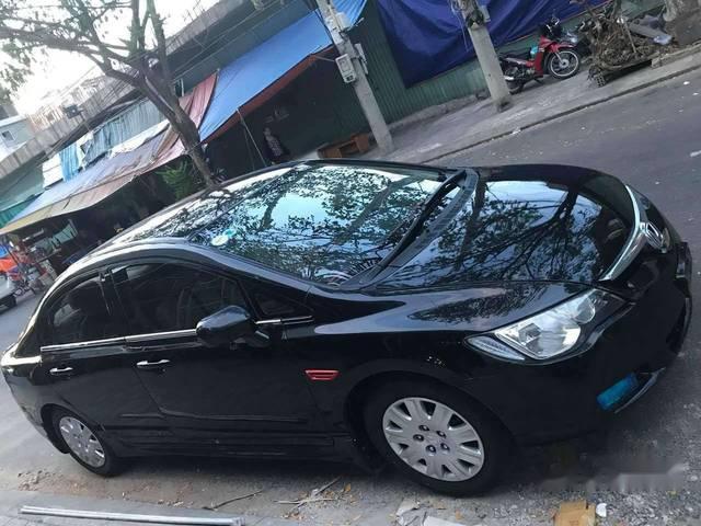 Cần bán xe Honda Civic sản xuất 2008, màu đen số sàn, 325 triệu