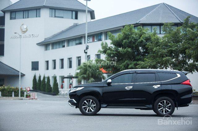 Mitsubishi Pajero Sport xe giao ngay giá: 1tỷ 062 triệu, tại Nghệ An - Hà Tĩnh hotline: 0969.392.298