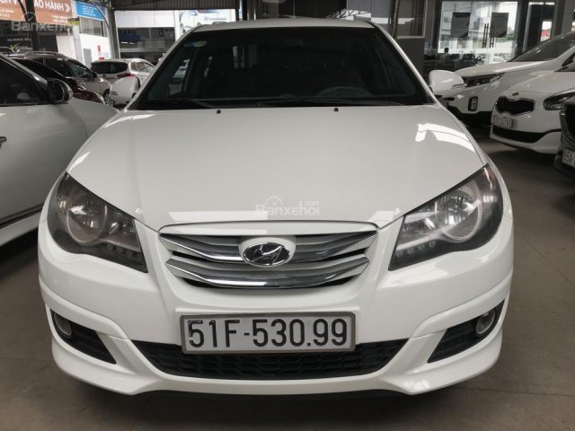 Bán Hyundai Avante 1.6MT màu trắng, sản xuất 2015, biển Sài Gòn