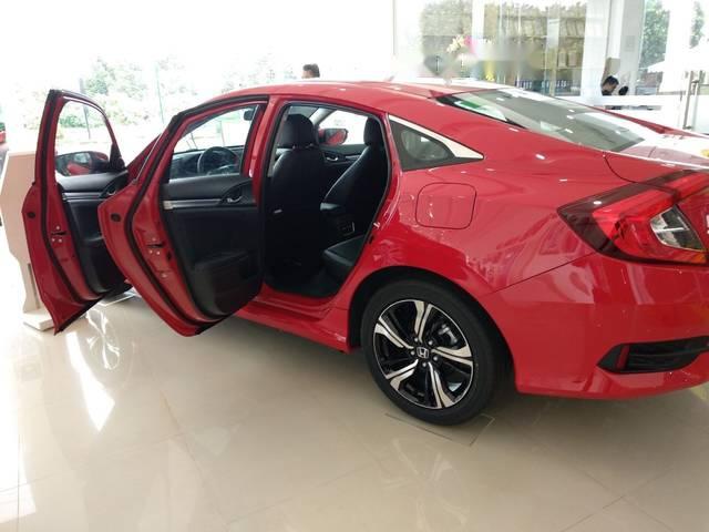 Bán ô tô Honda Civic Turbo sản xuất 2018, giao ngay tháng 9