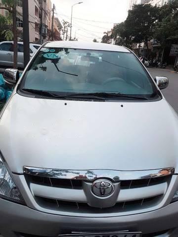 Cần bán lại xe Toyota Innova MT 2007, màu bạc, giữ gìn rất tốt và mới