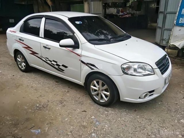 Cần bán Daewoo Gentra SX 1.5 MT sản xuất năm 2009, màu trắng