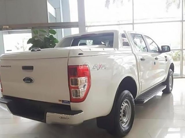 Bán Ford Ranger XL 2.2L 4x4 MT 2018 bản Base, xe nhập khẩu Thái Lan