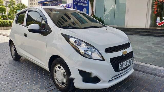 Cần bán gấp Chevrolet Spark Duo đời 2017, màu trắng