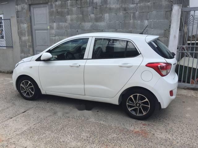 Bán Hyundai Grand i10 đời 2014, màu trắng số sàn