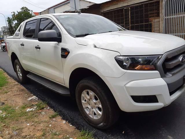 Tôi cần bán Ford Ranger XLS 2.2, số sàn, 1 cầu, nhập Thái Lan, Sx năm 2017