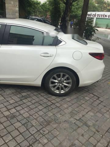 Cần bán xe Mazda 6 đời 2015, màu trắng