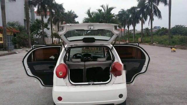 Cần bán gấp Daewoo Matiz năm sản xuất 2009, màu trắng 