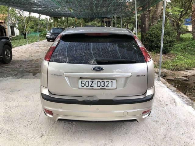 Cần bán Ford Focus sản xuất năm 2006, giá 289 triệu