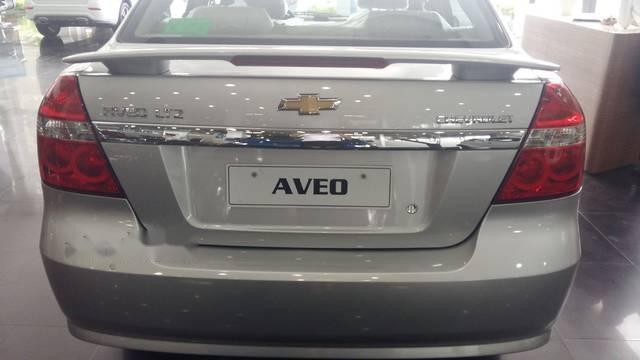 Cần bán Chevrolet Aveo sản xuất năm 2018, màu bạc, giá chỉ 459 triệu0