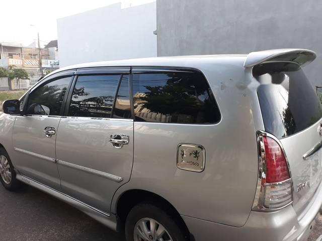 Bán ô tô Toyota Innova G đời 2010, màu bạc