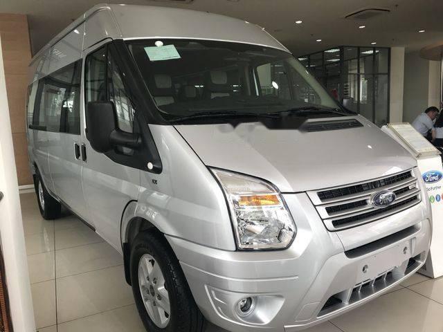 Bán ô tô Ford Transit sản xuất năm 2018, màu bạc, giá chỉ 810 triệu