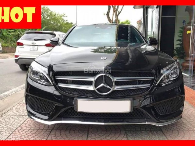 Bán xe Mercedes mới chưa lăn bánh, C300 màu đen 2018 chính hãng