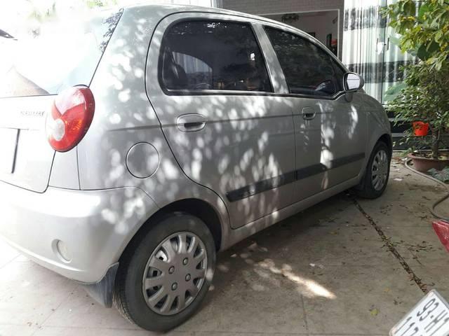 Bán ô tô Chevrolet Spark đời 2013, màu bạc