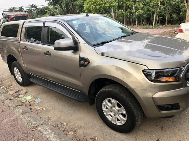 Bán ô tô Ford Ranger AT đời 2016 chính chủ