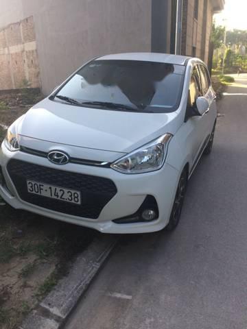 Bán xe Hyundai Grand i10 1.2AT đời 2018, màu trắng, giá tốt