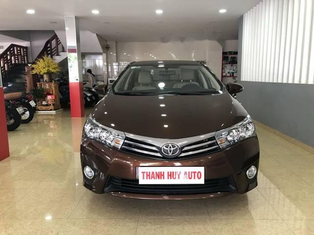 Bán xe Toyota Corolla altis 1.8G sản xuất năm 2016, màu nâu xe gia đình