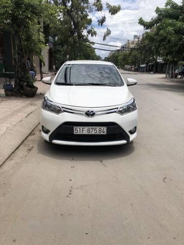 Cần bán Toyota Vios AT sản xuất năm 2017, màu trắng 