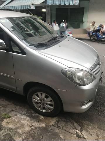 Cần bán xe cũ Toyota Innova đời 2009, 400tr