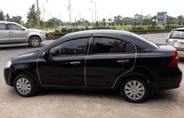 Cần bán xe Chevrolet Aveo năm sản xuất 2012, màu đen 