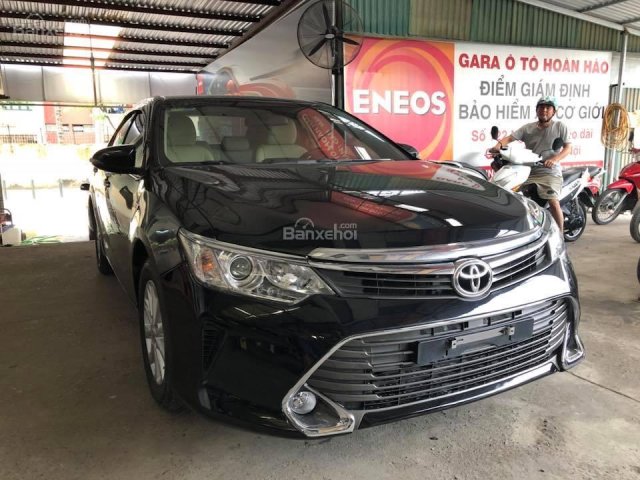 Bán ô tô Toyota Camry 2.0 đời 2015, màu đen