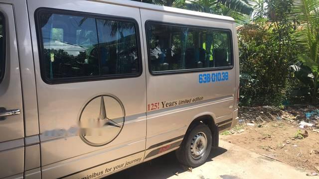 Bán Mercedes sản xuất năm 2005, giá 230 triệu