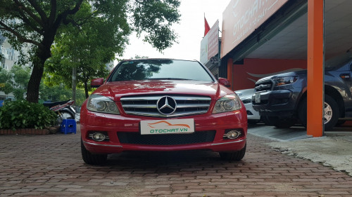 Cần bán xe Mercedes C200 CGI đời 2010, màu đỏ