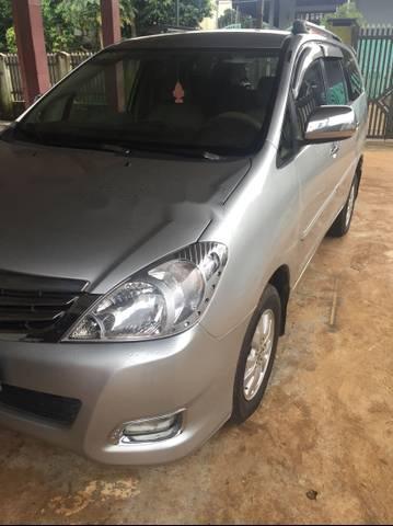 Bán ô tô Toyota Innova năm sản xuất 2008, màu bạc, xe đẹp, chỉ dùng cho gia đình