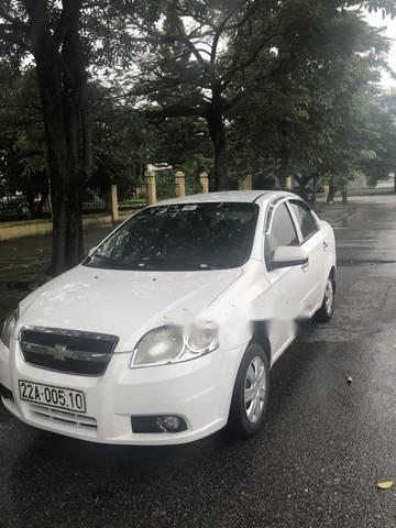 Cần bán xe Chevrolet Aveo đời 2012, màu trắng