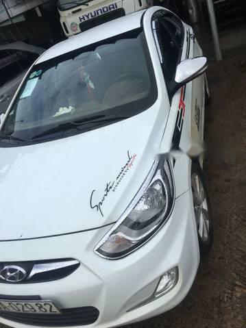 Cần bán lại xe Hyundai Accent đời 2012, màu trắng