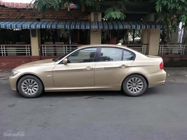 Bán BMW 3 Series 320i đời 2009, màu vàng, nhập khẩu  