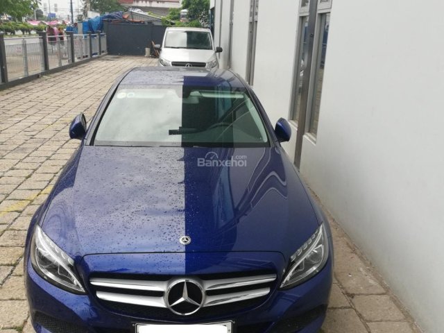 Mercedes Trường Chinh chuyên bán xe Mercedes-Benz C200 siêu lướt