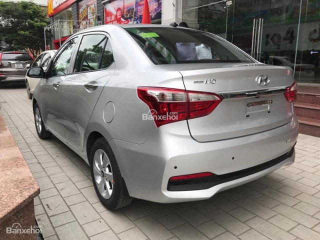 Mua ngay Hyundai Grand I10 1.2MT sedan sx 2018 bạc, khuyến mãi lên đến 35 triệu