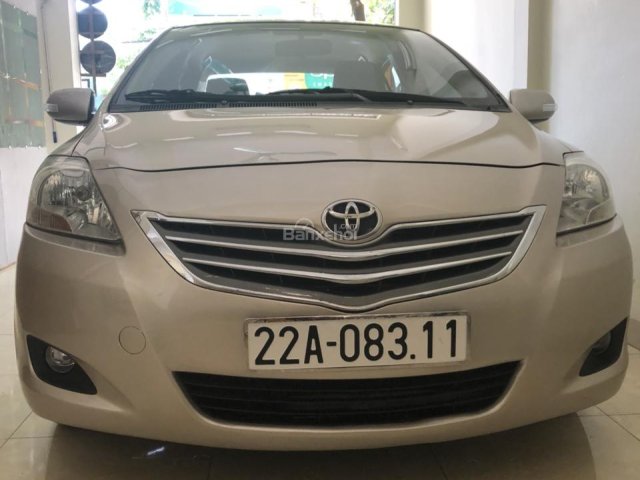 Bán Toyota Vios E 2011, màu vàng xe gia đình  