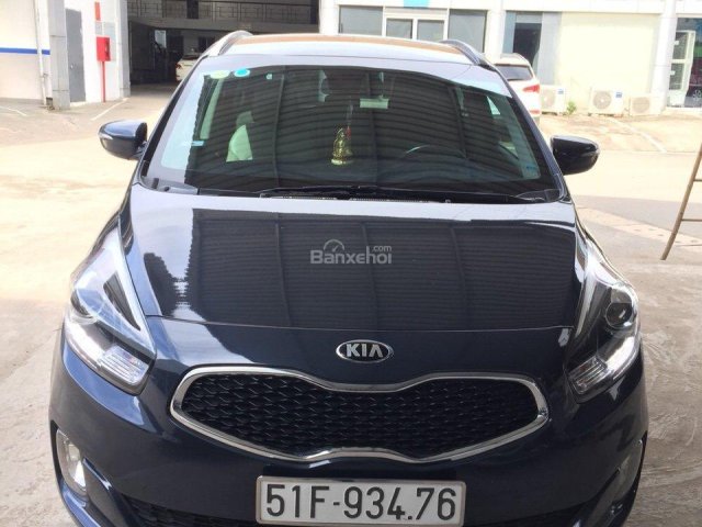 Bán Kia Rondo GAT 2.0AT màu xanh đá, máy xăng, số tự động, sản xuất 2016, biển Sài Gòn