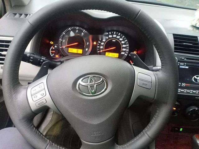 Cần bán Toyota Corolla Altis AT đời 2010, giá chỉ 540 triệu