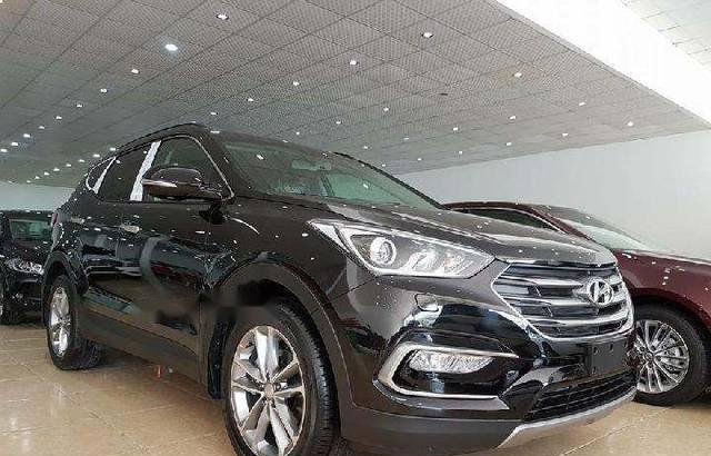 Bán gấp Hyundai Santa Fe sản xuất năm 2017, chạy được 1,5 vạn