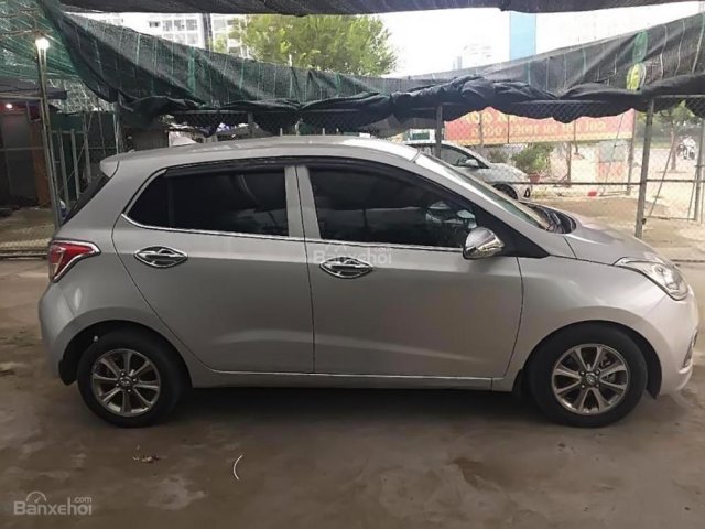 Cần bán lại xe Hyundai Grand i10 2015, màu bạc, nhập khẩu nguyên chiếc giá cạnh tranh