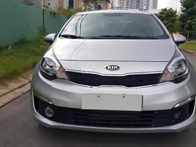 Bán Kia Rio 1.4 MT sản xuất 2015, màu bạc, nhập khẩu  