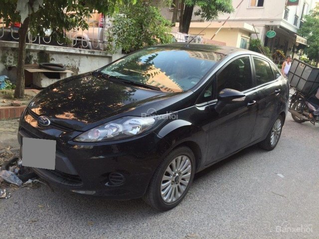 Bán Ford Fiesta 1.6 đời 2012, màu đen như mới, giá 287tr