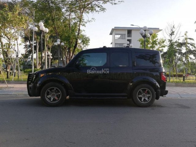 Cần bán Honda Element đời 2006, màu đen, xe nhập xe gia đình