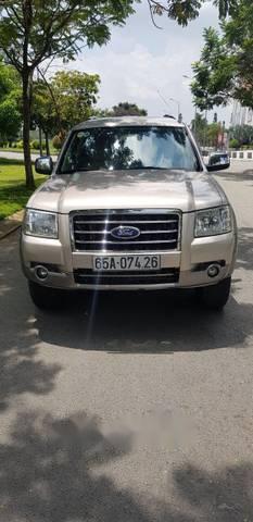 Bán ô tô Ford Everest năm 2007, màu hồng phấn