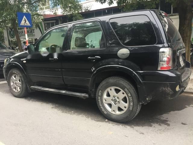 Bán Ford Escape, đời 2004, màu đen số tự động