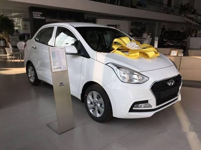 Bán Hyundai Grand i10 sản xuất 2018, màu trắng