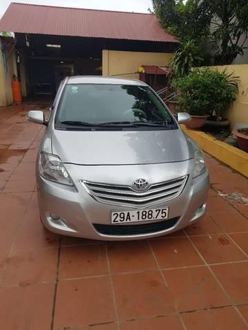 Bán xe Toyota Vios 1.5E đời 2011, màu bạc chính chủ   