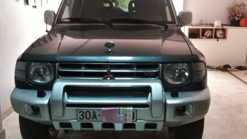 Xe Mitsubishi Pajero 3.5 MT sản xuất 2003