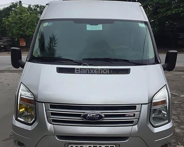 Bán xe Ford Transit sản xuất 2015, màu bạc còn mới 