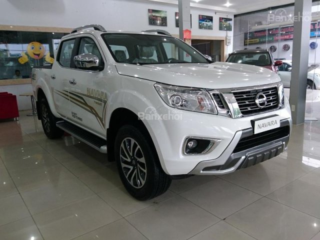 Bán Nissan Navara VL Premium 2018, màu trắng, giao ngay, giá chính hãng, nhiều ưu đãi và phần quà hấp dẫn