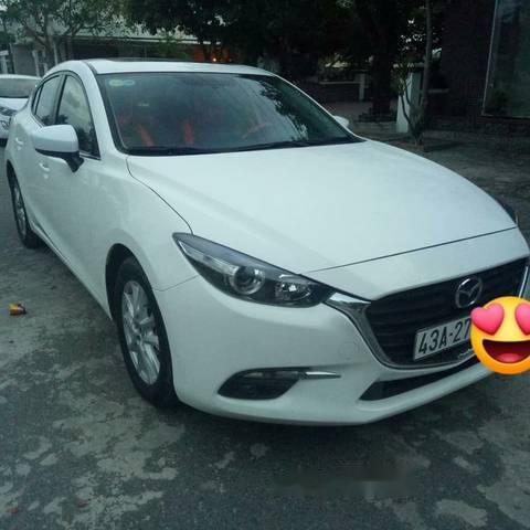 Bán xe Mazda 3 FL năm sản xuất 2017, màu trắng, giá chỉ 662 triệu